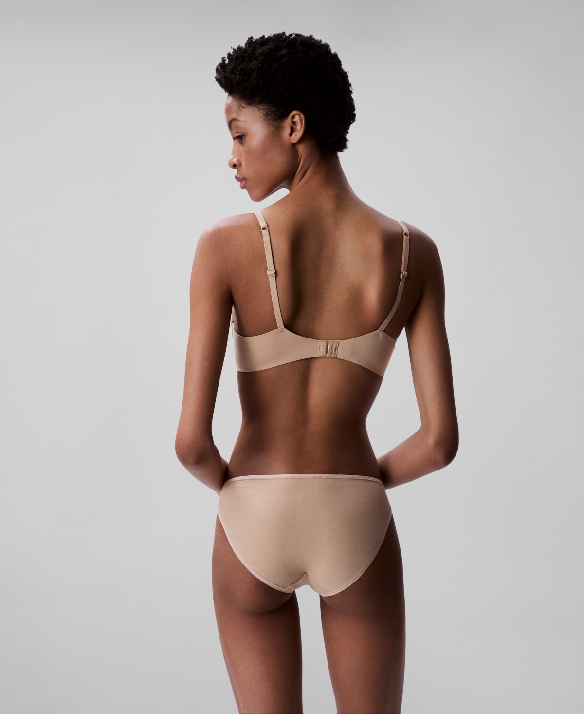 Calvin Klein Women's  Perfectly Fit Lightly Lined Full Coverage T-shirt Bra F3837 In Neutral
