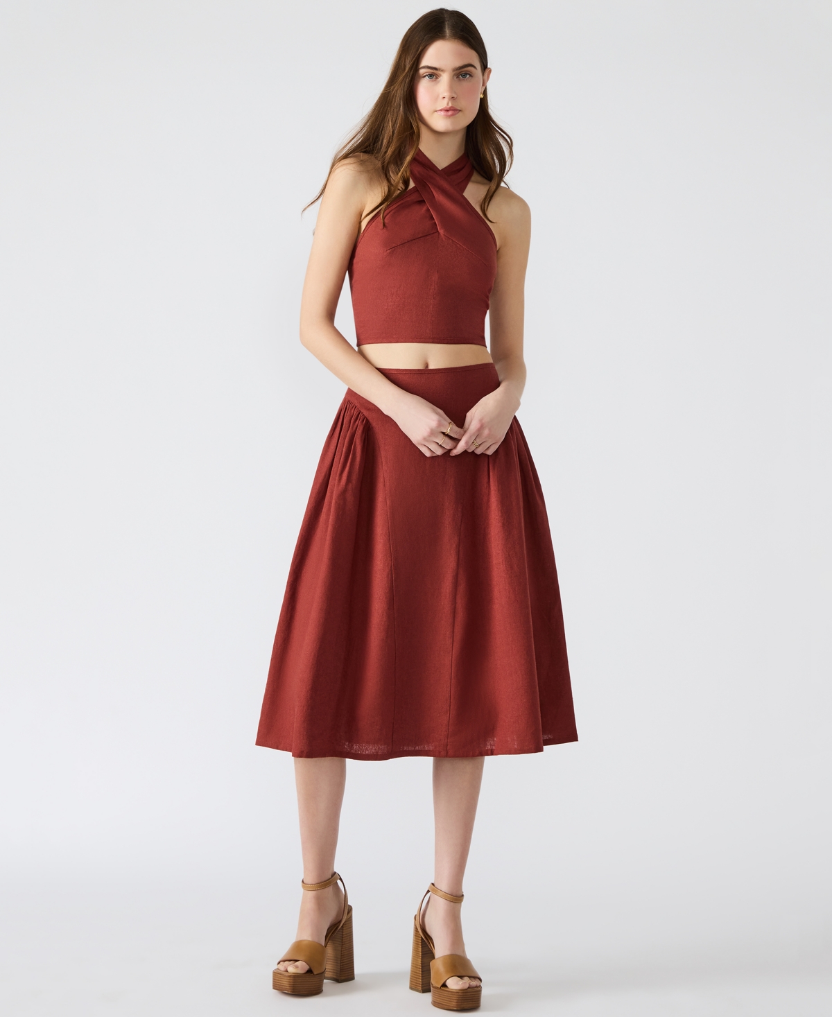 Steve Madden Winnie Twist Neck Crop Linen Blend Top In Red