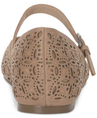 Women's Cyrena Eyelet Mary Jane Ballet Flats