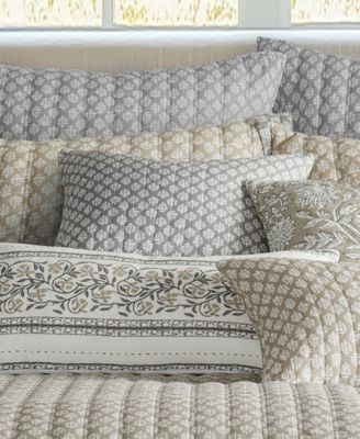 Aditya Quilted Decorative Pillow, 18" x 18"