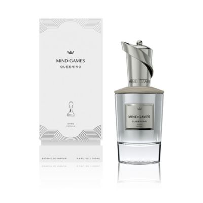 Queening - Luxury Perfume with Apple, Saffron, Fluffy Musk & Coconut - Extrait de Parfum  - Woody & Amber Perfume - 100 mL/3.4 oz