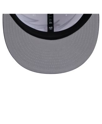 Men's Navy/White Boston Red Sox Jagged 9FIFTY Snapback Hat