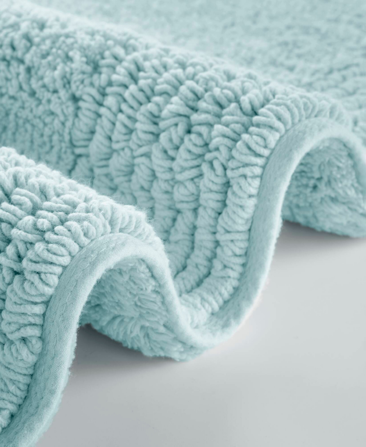Madison Park Signature Splendor Reversible Tufted Cotton Bath Rug, 20" X 30"