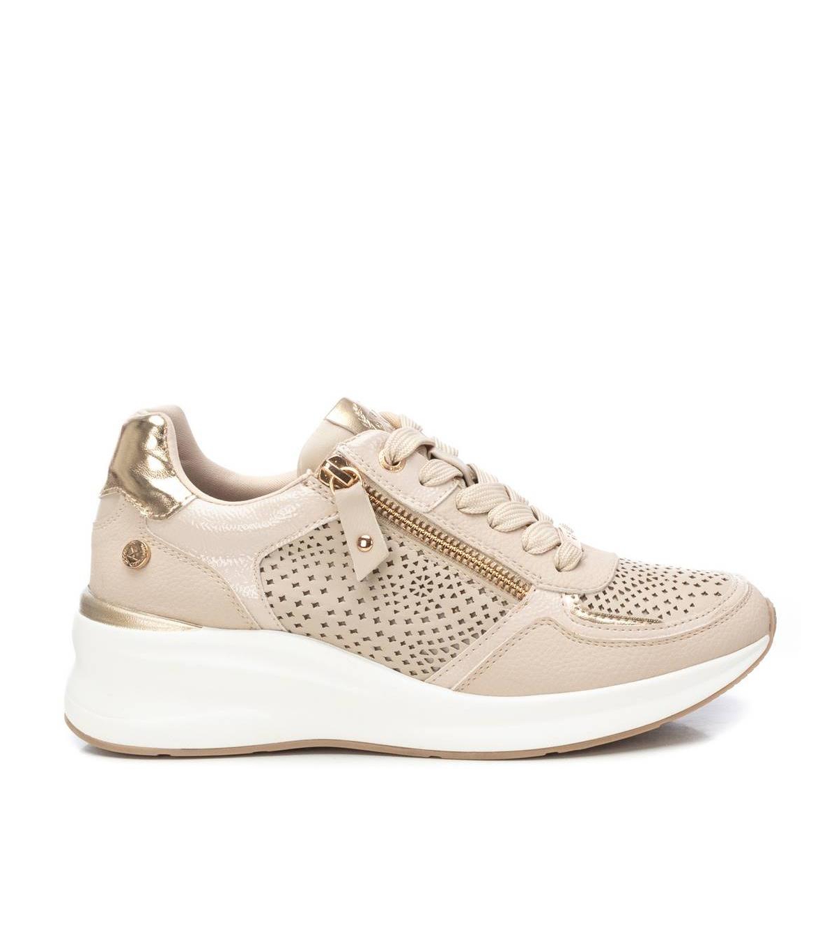 Women's Wedge Sneakers By Xti - Beige