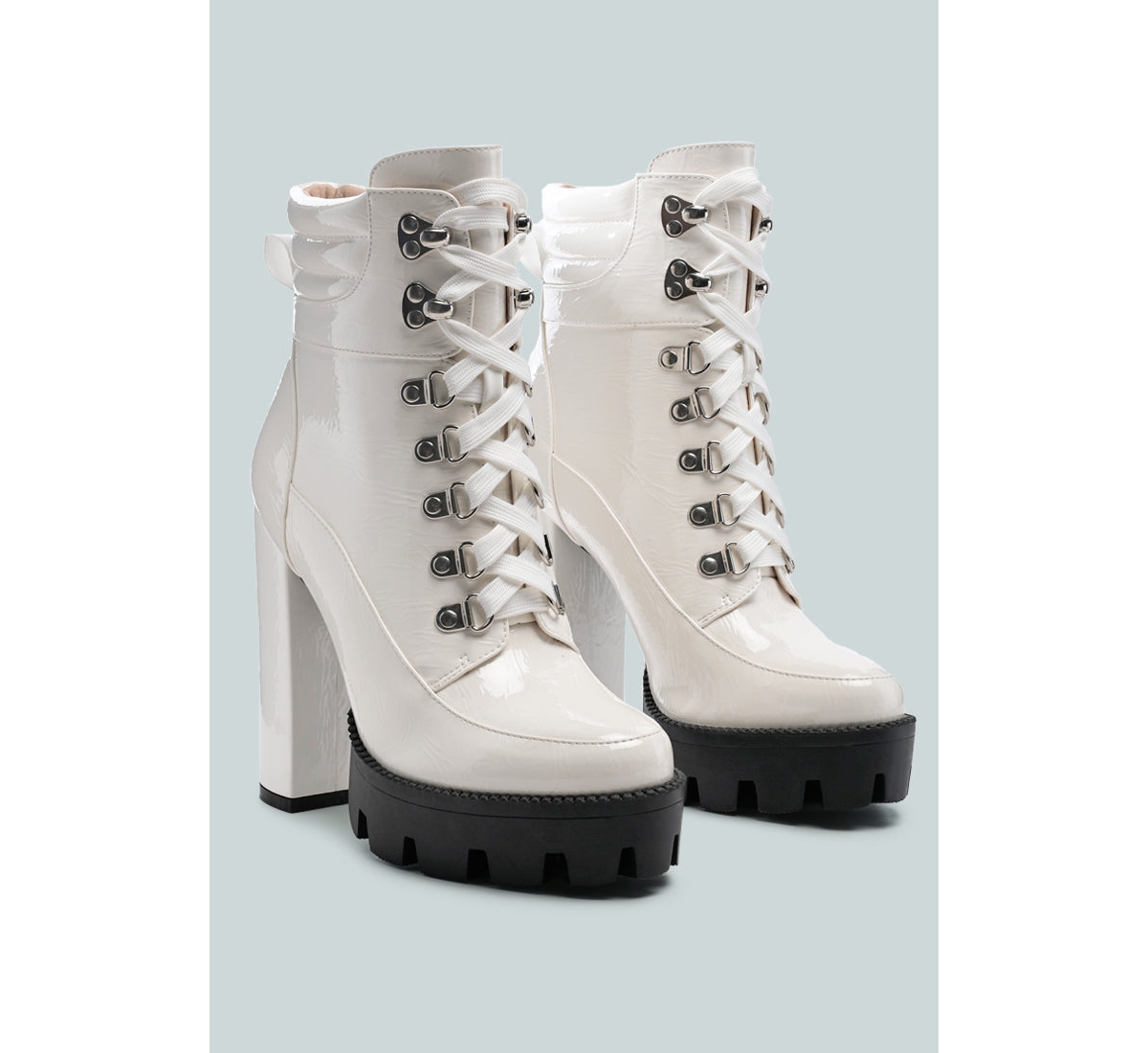 Stopper Cushion Collared Lace Up Boots