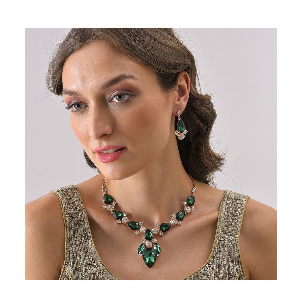 Sohi Women's Gold Plated Designer Stone Jewellery Set