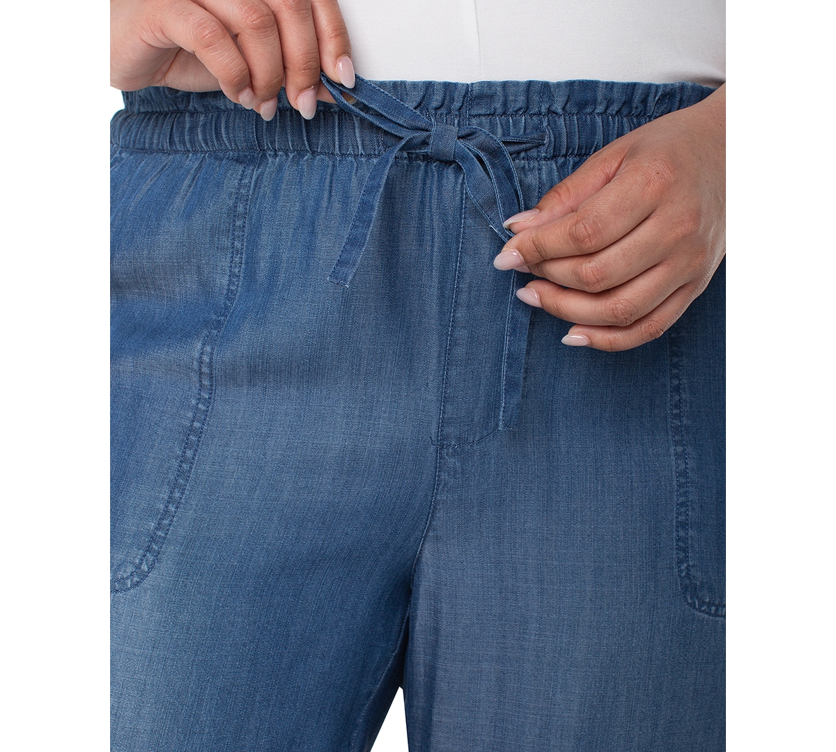 Liverpool Los Angeles Trendy Plus Size Chambray Pull-on Cropped Pants