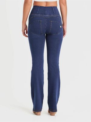Women's Super High-Rise Sculpting Flare Jeans