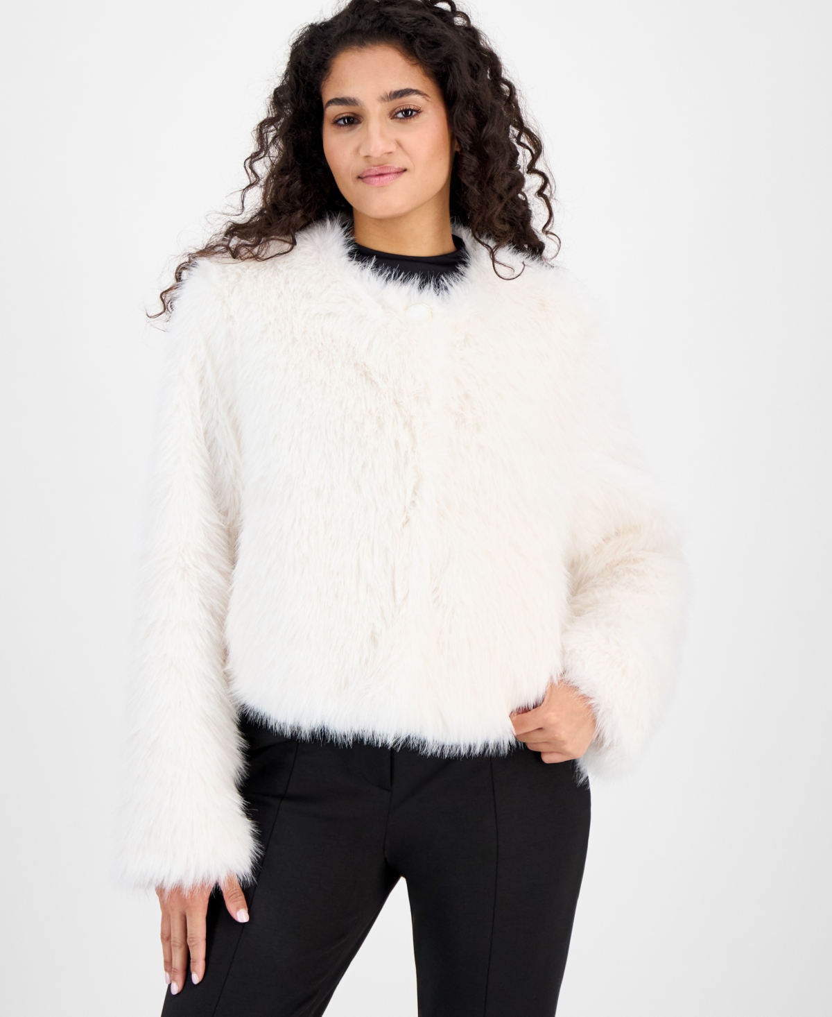 Cece Women's Collarless Short Faux-fur Coat In White