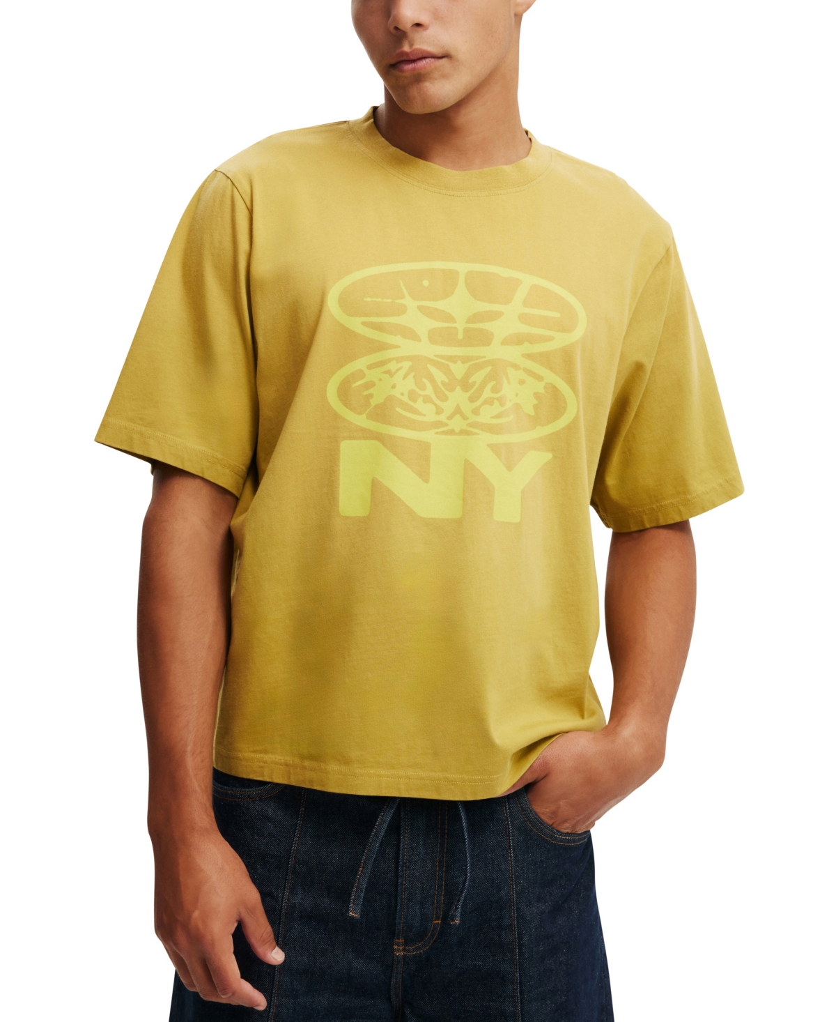 COTTON ON MEN'S CROPPED FIT GRAPHIC T-SHIRT 