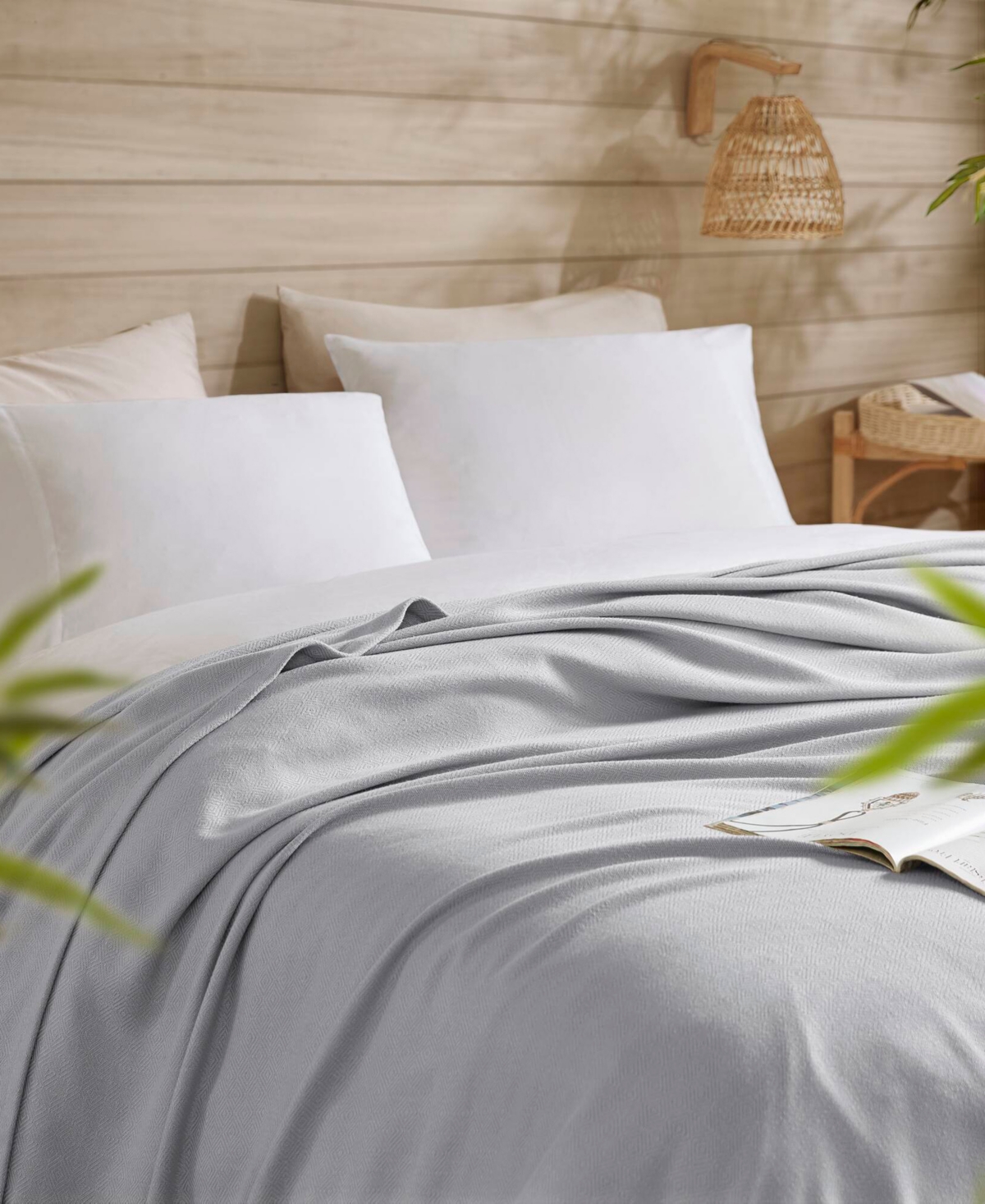 Madison Park Lightweight Breathable Blanket, King In Gray
