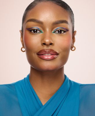 Stay All Day Chroma-Flash Liquid Eye Liner