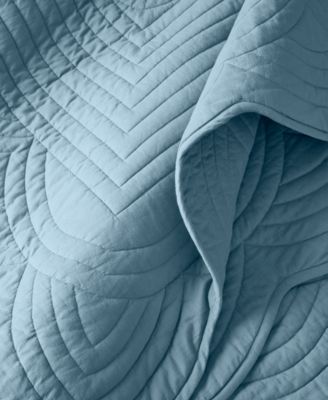 Bailey Scallop 3-Pc. Quilt Set, Full/Queen, Macy's Exclusive