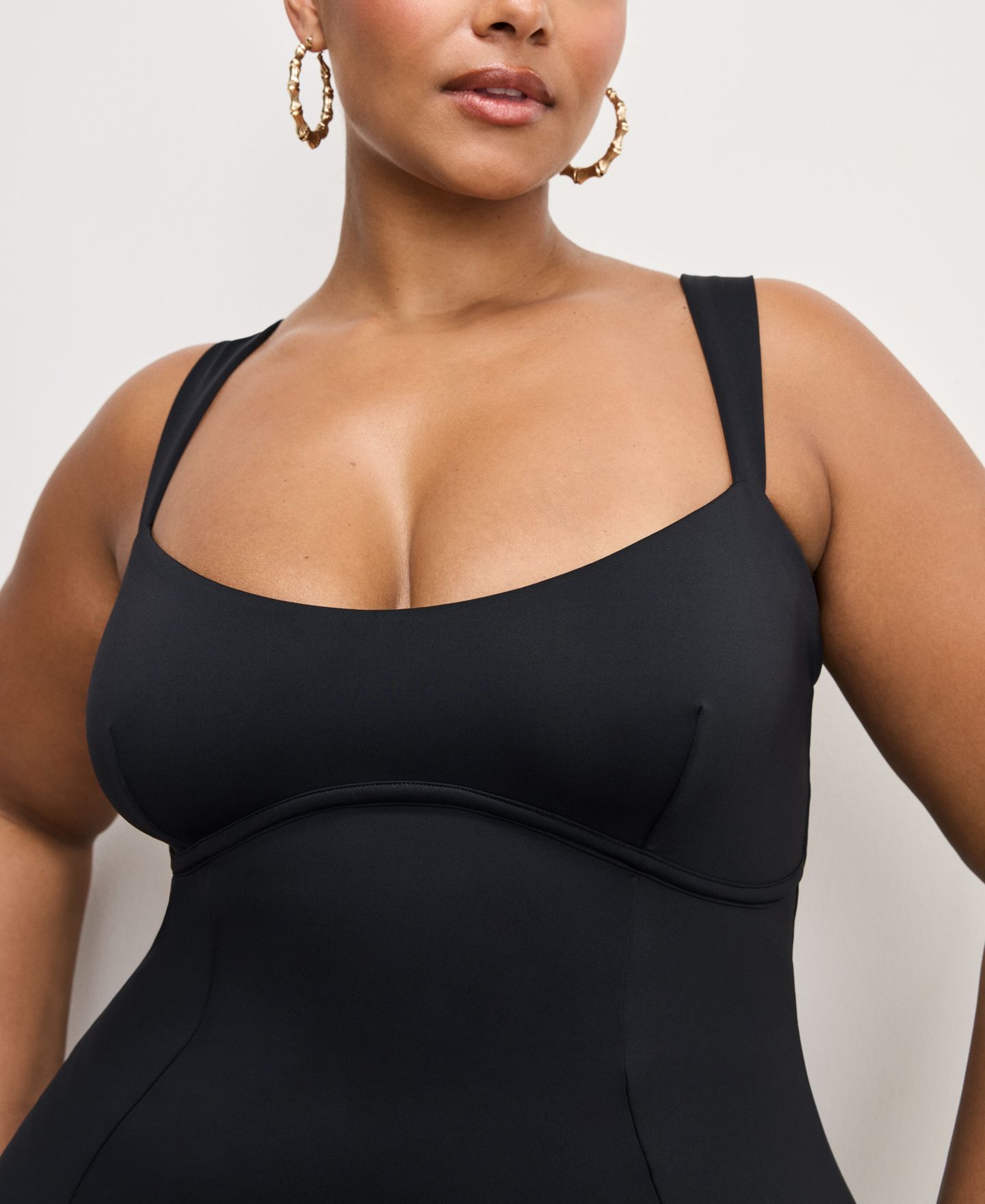 Женское платье Good American Sculpting Sweetheart Midi Dress, Regular & Plus Size, цвет: Чёрный — фото 4