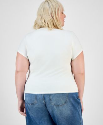 Trendy Plus Scoop-Neck T-Shirt