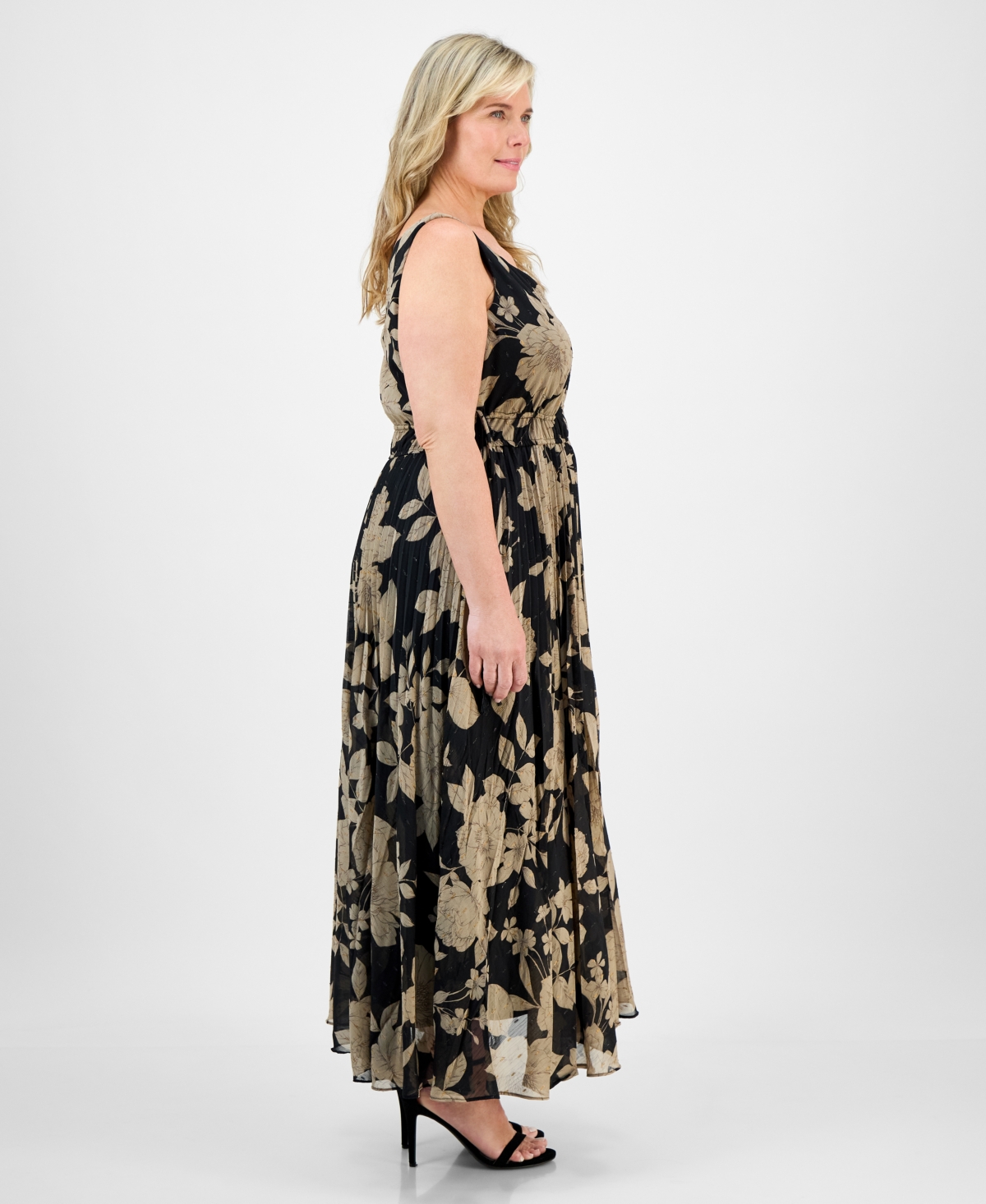 Taylor Plus Size Printed Tie-waist Pleated Maxi Dress