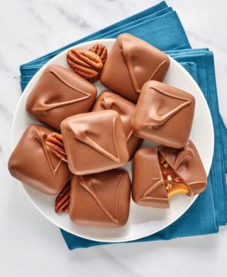 Milk Chocolate Bear Claw Royale, 9 Piece