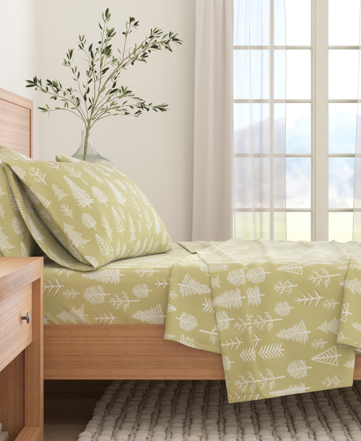 Linery & Co. Ultra-Soft Turkish Cotton Flannel Lodge Print Sheet Set - Winter forest