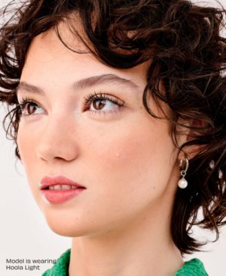 Hoola Matte Silky-Soft Powder Bronzer