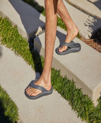 Men's Ara Thong Sandals