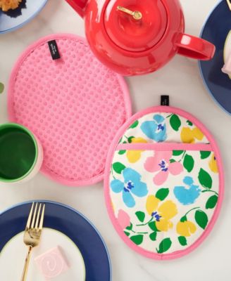 Painterly Bouquet Pot Holder Set, 8" x 10"