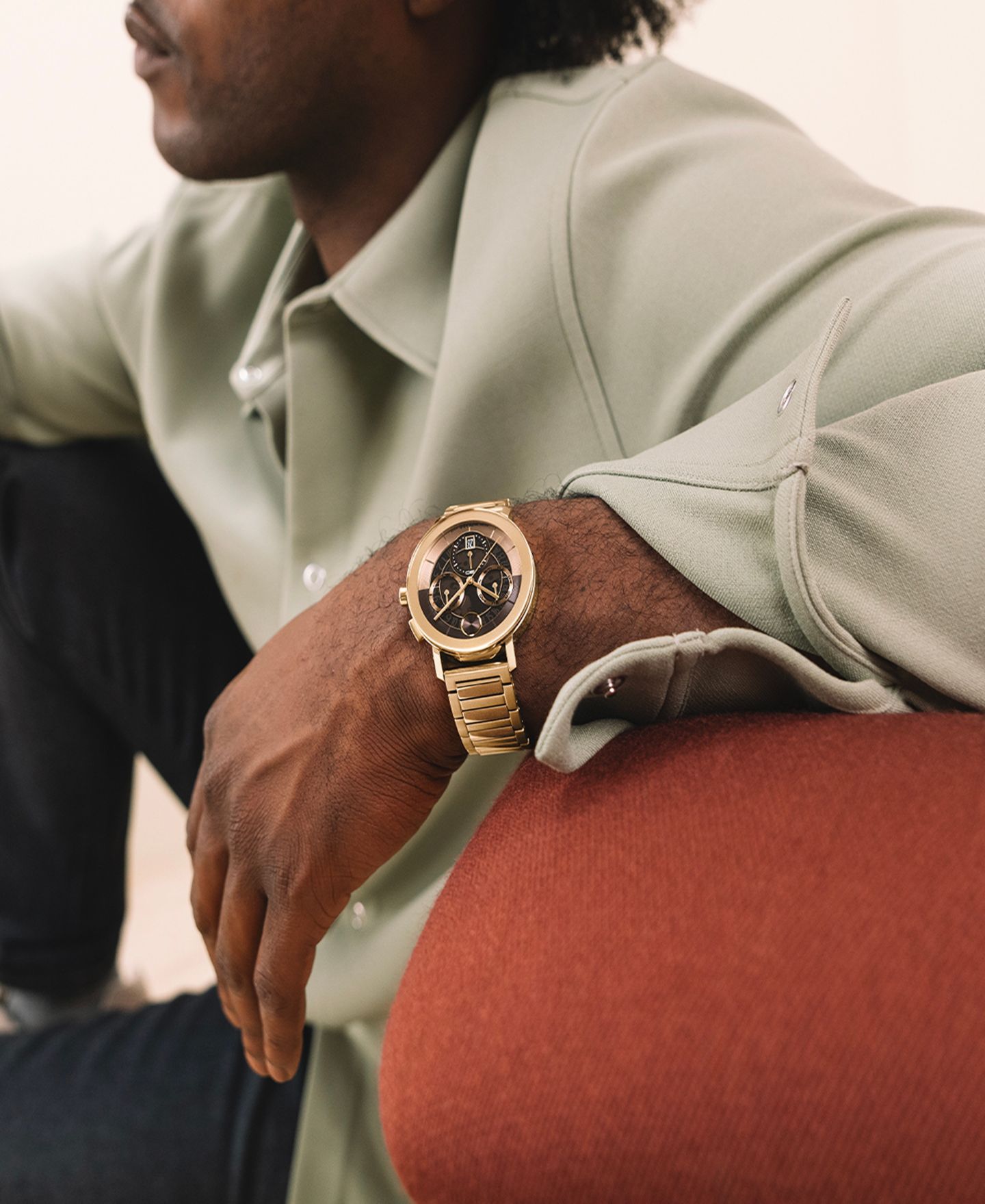 Мужские часы Movado Bold Evolution 2.0 Swiss Quartz Chrono Ionic Plated Light Gold Steel Watch, 42mm — фото 4