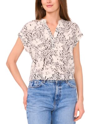 Vince Camuto - Women's Printed V-Neck Placket Blouse