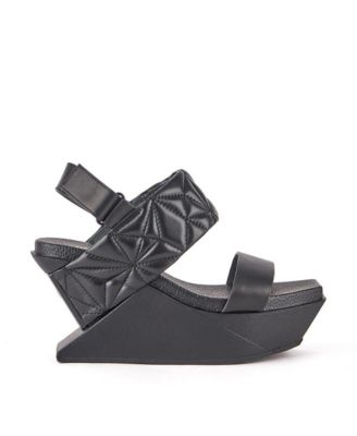 Womens Delta Wedge Puffy