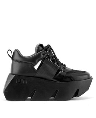 United Nude