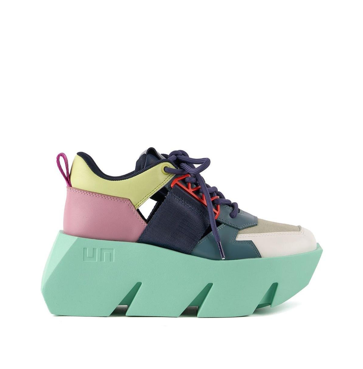 Womens Bull Sporty - Skyway