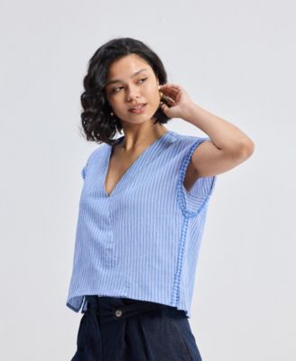 Women's Boxy V-neck Top with Fray Detail
