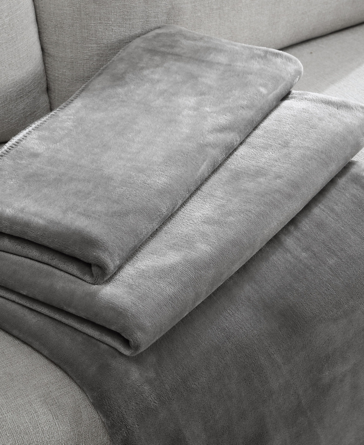 Calvin Klein Modern Solid Reversible Blanket, King In Gray