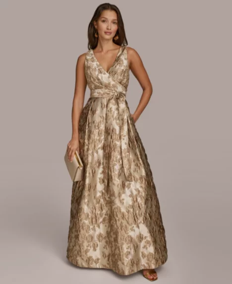 Petite Sleeveless Metallic Brocade V-Neck Ball Gown - Frosted Beige Multi
