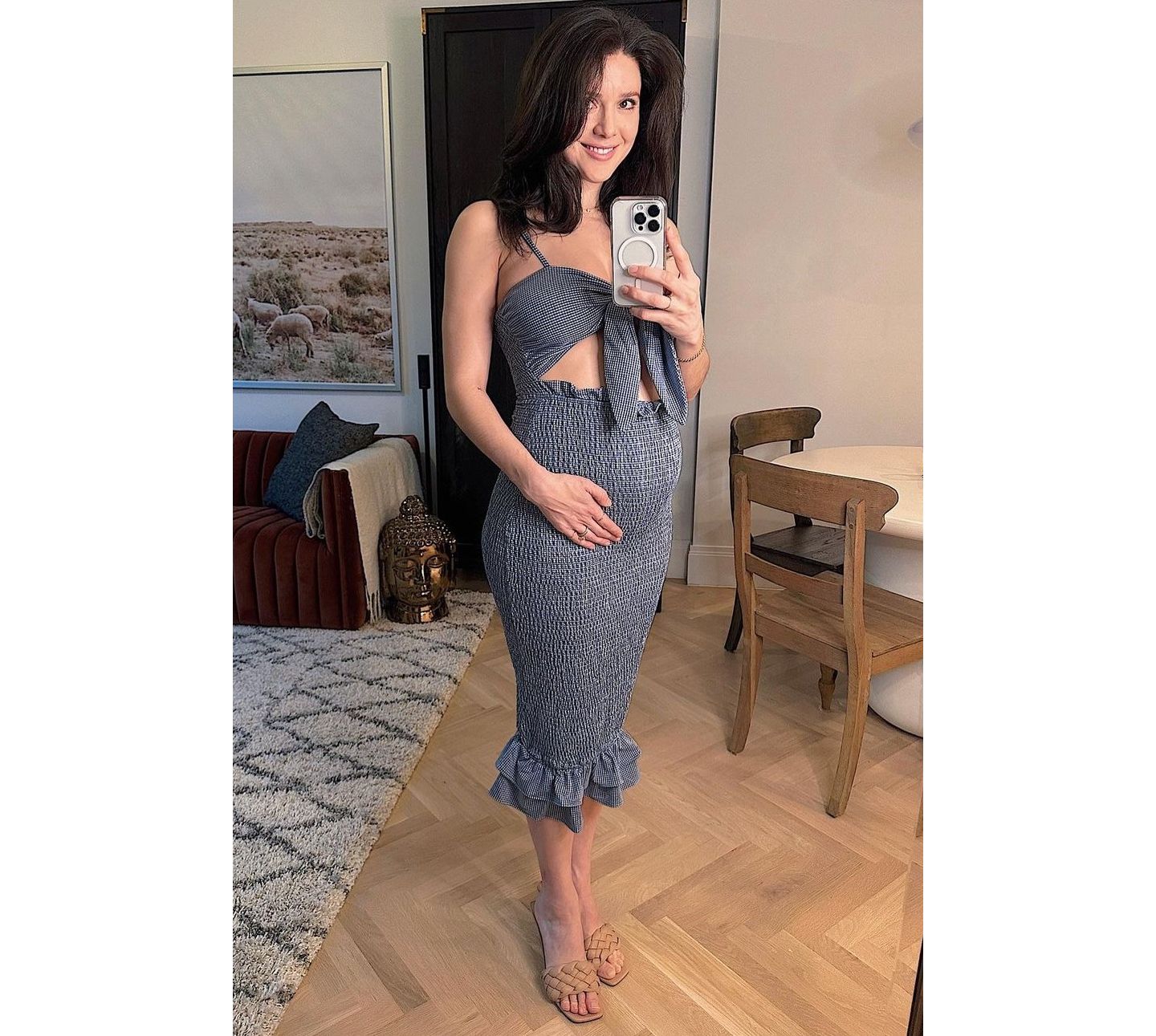 Женское платье Pinkblush Blue Gingham Print Smocked Fitted Self-Tie Midi, цвет: Синий — фото 2