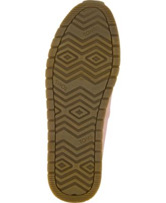 Women's Resident Plus Almond Toe Sneakers