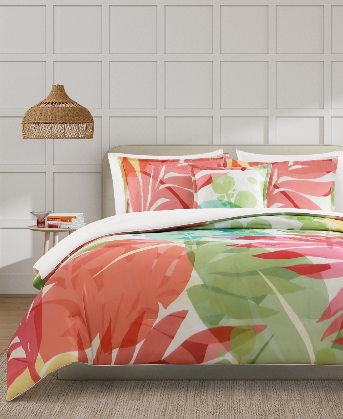 J By J Queen Bold Tiki 3-pc. Comforter Set, Full/queen