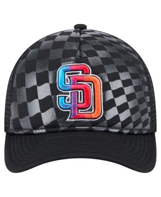 Men's Black San Diego Padres Gradient 9FORTY A-Frame M-Crown Trucker Adjustable Hat