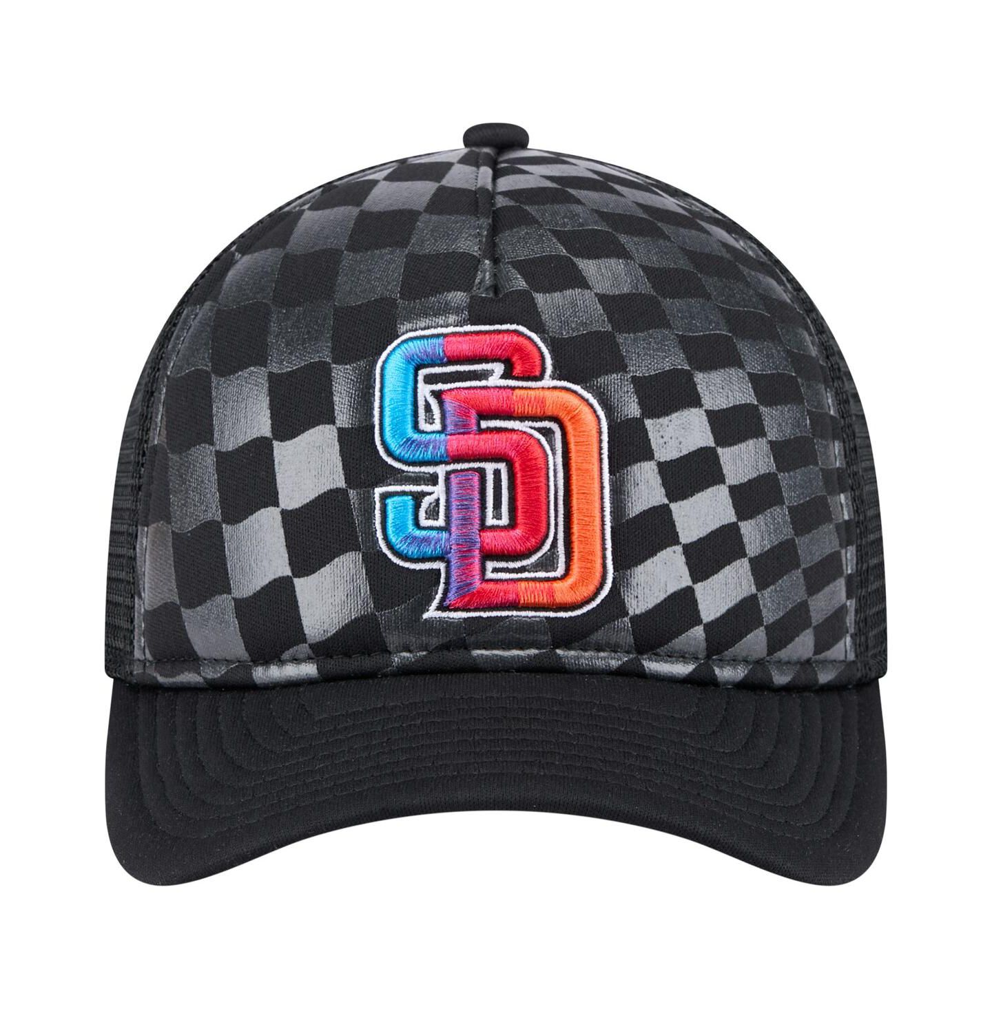 Мужская кепка New Era Black San Diego Padres Gradient 9FORTY A-Frame M-Crown Trucker Adjustable Hat — фото 2