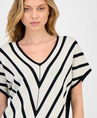 Women's Mixed-Print Extended-Sleeve Mitered Top