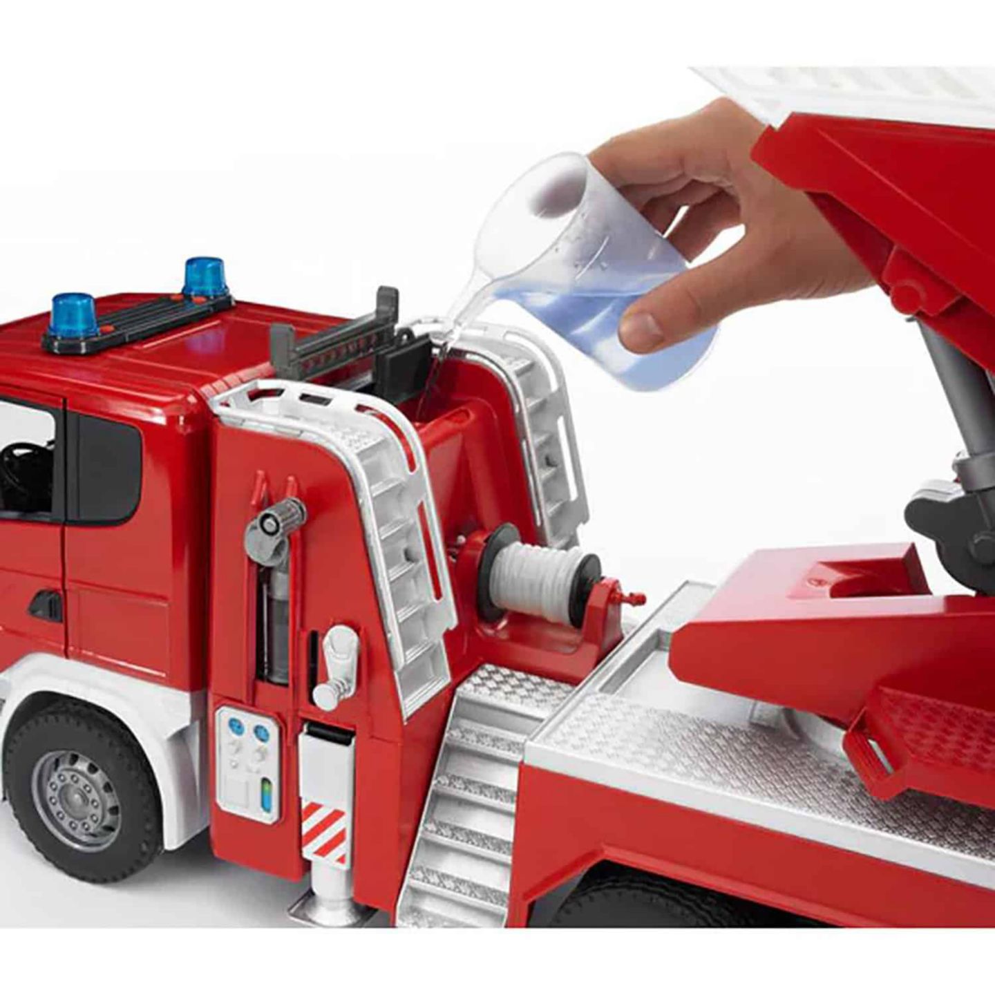 Детская игрушка Bruder 1/16 Scania Super 560R Lights & Sounds Fire Engine Truck — фото 2