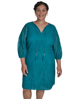 Plus Size V-Neck Shift Dress