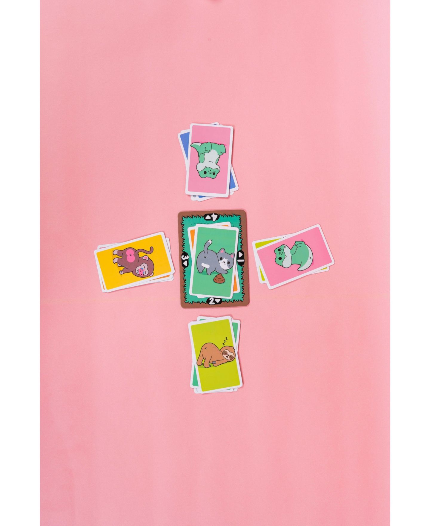 Детская карточная игра Professor Puzzle USA, Inc. May Contain Butts Matching Family Card Game, Ages 6+ — фото 3