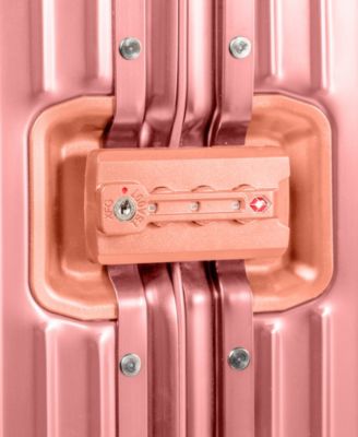 31" Elite Hardside Check-in Luggage