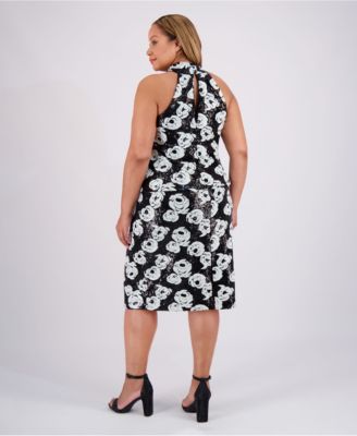 Plus Size Sequined Floral Mesh Top