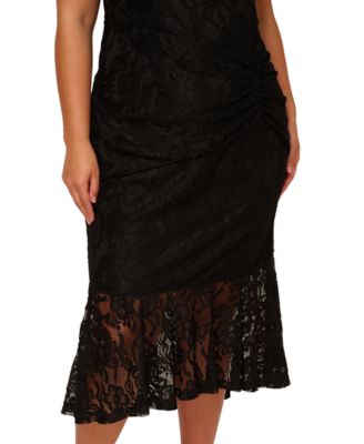 Plus Size Lace Midi Dress