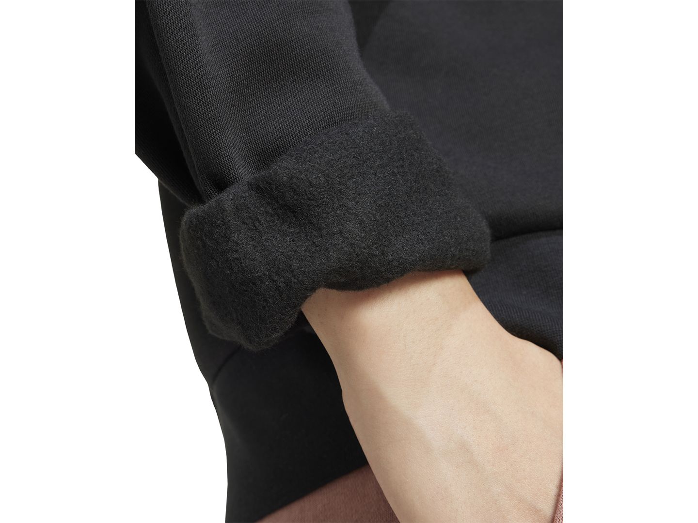 Женский свитшот adidas Essentials Crewneck Small-Logo, цвет: Чёрный / Белый — фото 8