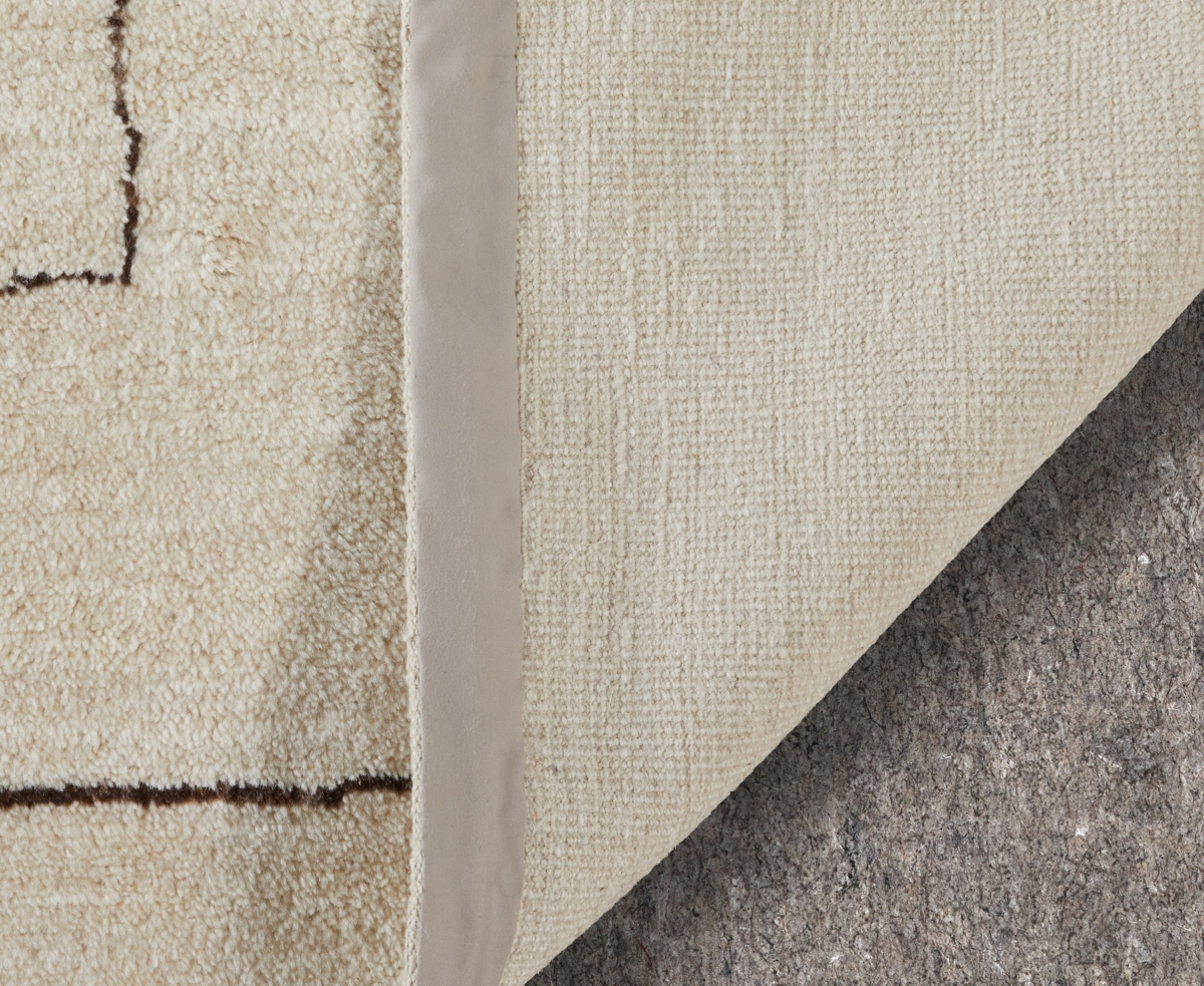 Feizy Agape 69h7f 7'9"x9'9" Area Rug In White