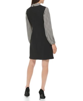 Women's Collared Long-Sleeve Shift Dress