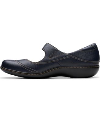 Women's Collection Ashland Elayne Closed Toe Shoes
