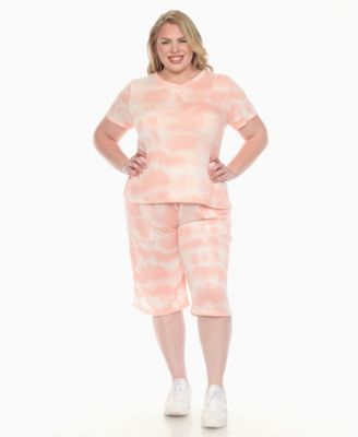 Plus Size Short Sleeve and Capri Lounge Set